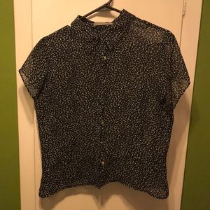 Lightweight button down